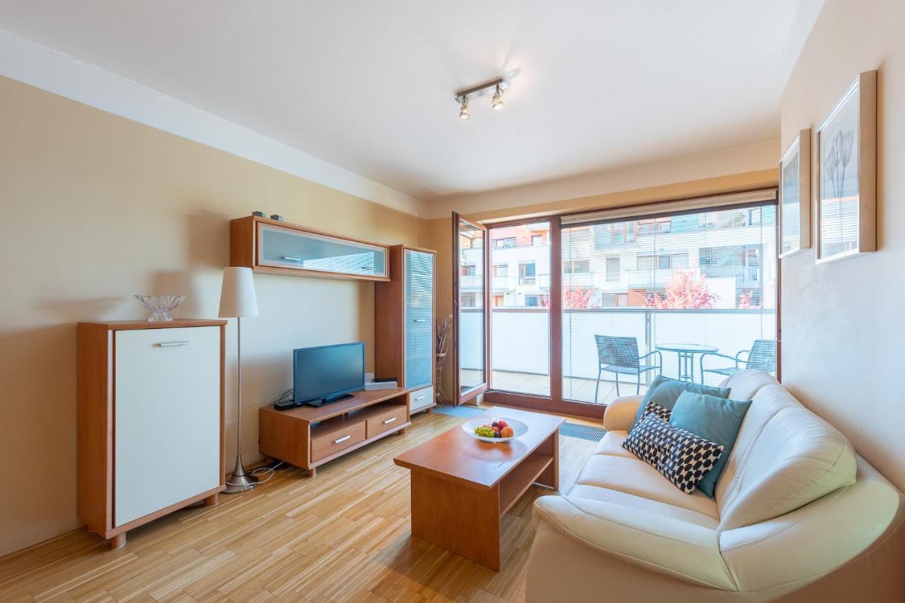 Luxury Apartment River Diamond Residence ปราก ภายนอก รูปภาพ